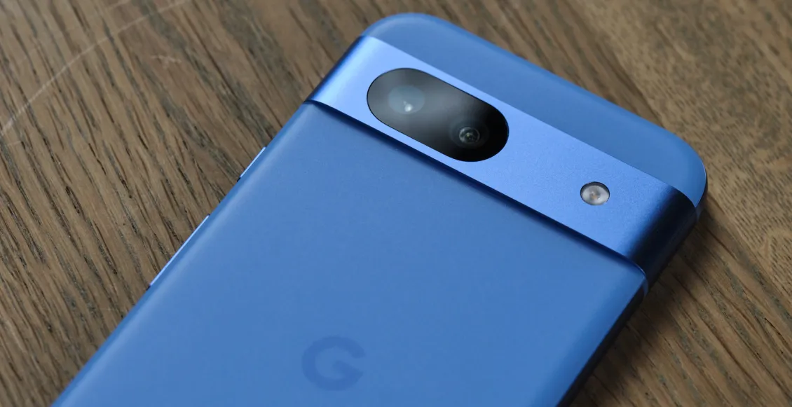 Смартфон Google Pixel 8a 8/128 ГБ бежевый (1sim + eSim) Смартфон Google Pixel 8a 8/128 ГБ бежевый (1sim + eSim) - 2
