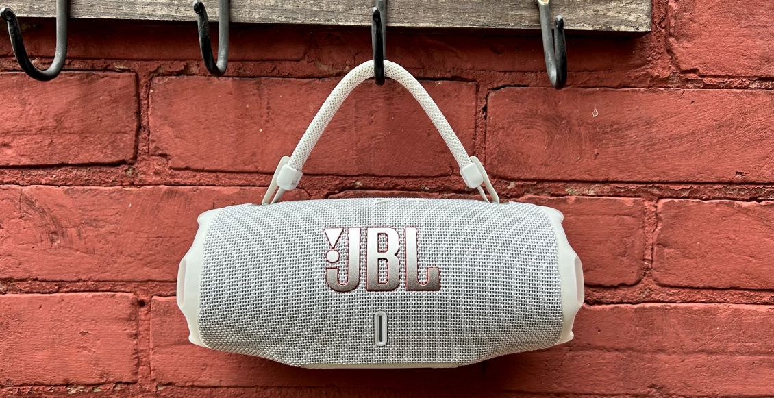 Портативная колонка JBL Charge 6 чёрный Портативная колонка JBL Charge 6 чёрный - 1
