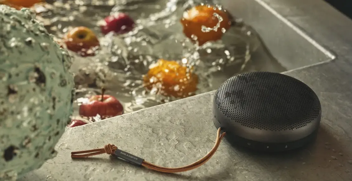 Портативная колонка Bang & Olufsen Beosound A1 2nd Gen чёрный Портативная колонка Bang & Olufsen Beosound A1 2nd Gen чёрный - 1
