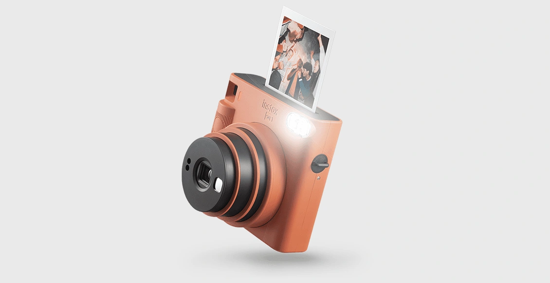 Фотоаппарат моментальной печати Fujifilm Instax Square SQ1 белый Фотоаппарат моментальной печати Fujifilm Instax Square SQ1 белый - 1
