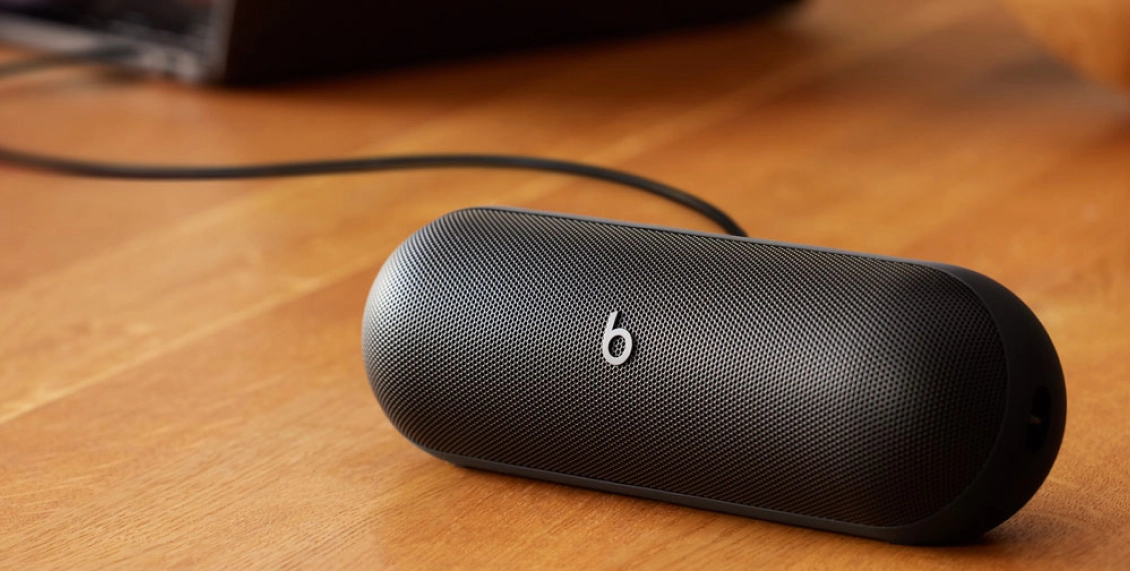 Портативная колонка Beats Pill Kim Special Edition тёмно-серый Портативная колонка Beats Pill Kim Special Edition тёмно-серый - 3