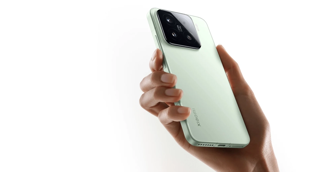 Смартфон Xiaomi 15 12/256 ГБ чёрный (2sim + eSim) Смартфон Xiaomi 15 12/256 ГБ чёрный (2sim + eSim) - 1
