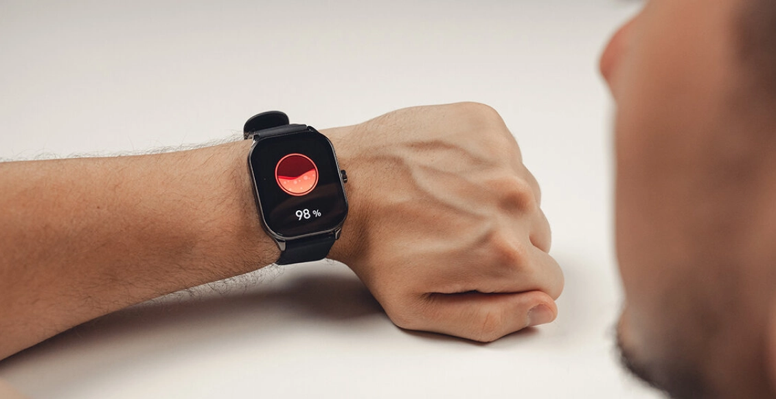 Умные часы Xiaomi Amazfit POP 3S серебристый (чёрный ремешок) Умные часы Xiaomi Amazfit POP 3S серебристый (чёрный ремешок) - 2