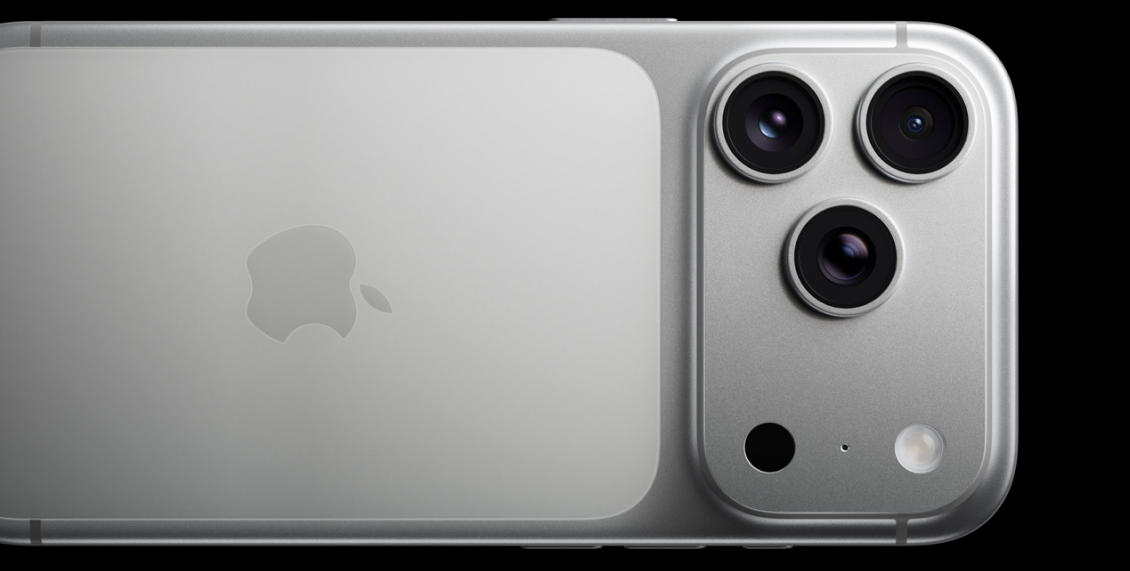 Смартфон Apple iPhone 17 Pro Max 256 ГБ серебристый (eSim) Смартфон Apple iPhone 17 Pro Max 256 ГБ серебристый (eSim) - 5