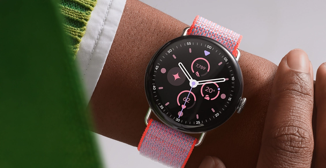 Умные часы Google Pixel Watch 4 45mm (Wi-Fi) серебристый (бежевый ремешок) Умные часы Google Pixel Watch 4 45mm (Wi-Fi) серебристый (бежевый ремешок) - 2