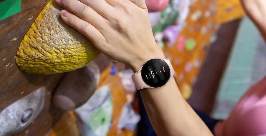 Умные часы Samsung Galaxy Watch FE 40мм розовое золото Умные часы Samsung Galaxy Watch FE 40мм розовое золото - 5