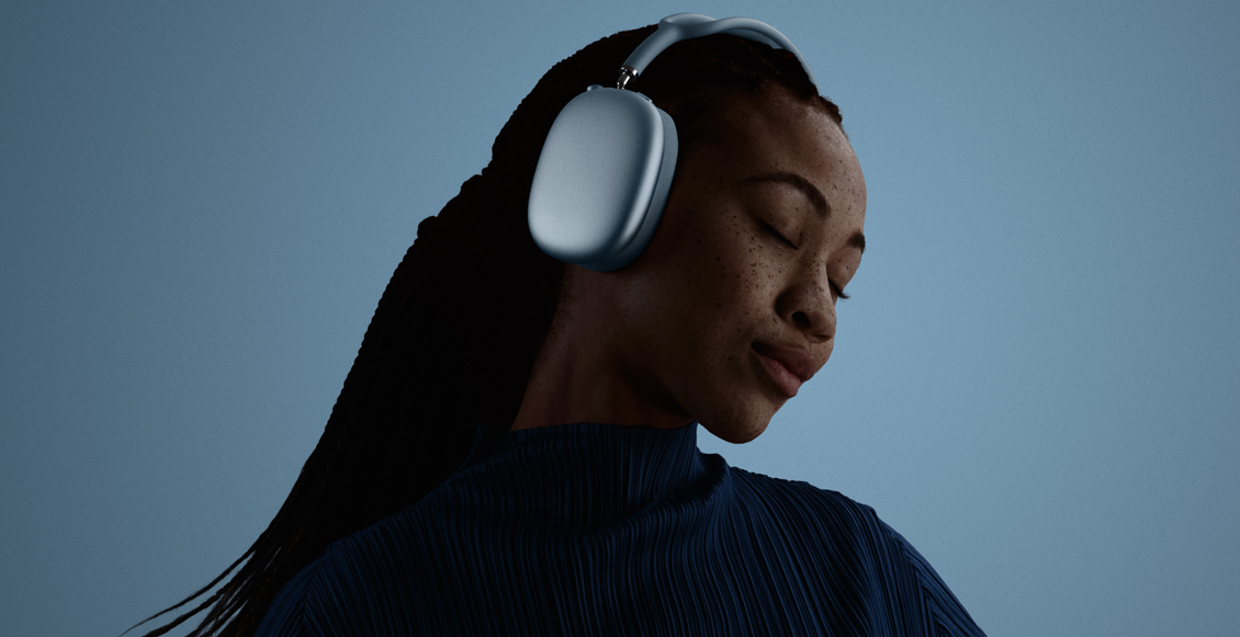 Беспроводные наушники Apple AirPods Max (Lightning) (Уценка) "голубое небо" (отличное состояние, витринный образец) Беспроводные наушники Apple AirPods Max (Lightning) (Уценка) "голубое небо" (отличное состояние, витринный образец) - 4