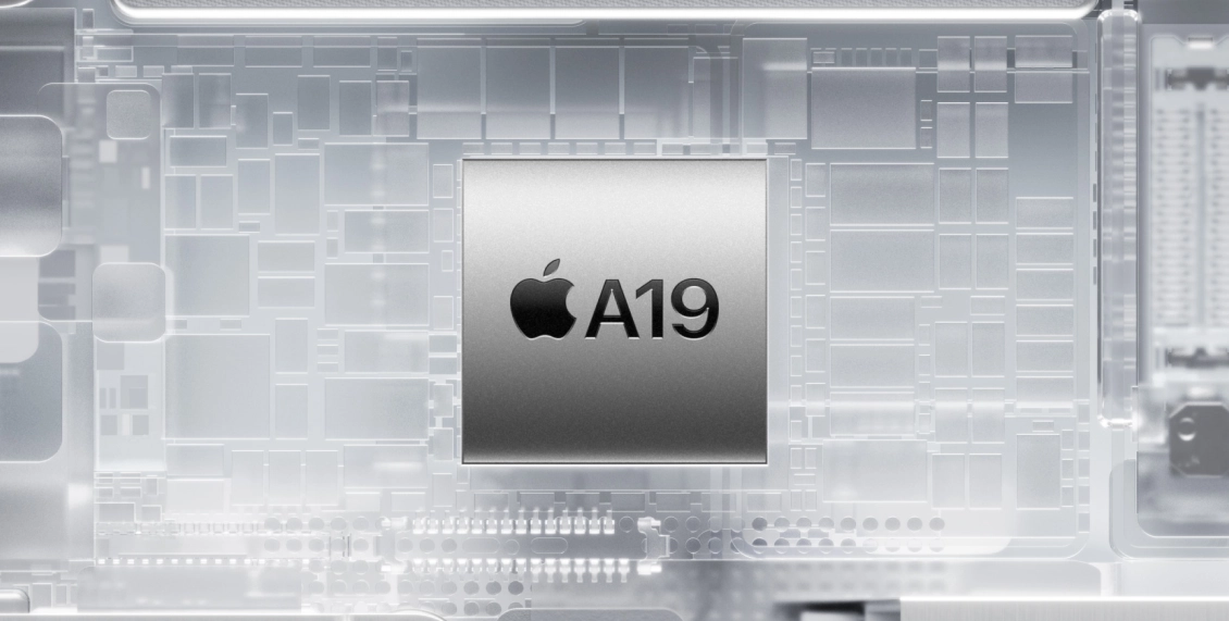 Смартфон Apple iPhone 17 256 ГБ зелёный (1sim + eSim) Смартфон Apple iPhone 17 256 ГБ зелёный (1sim + eSim) - 4