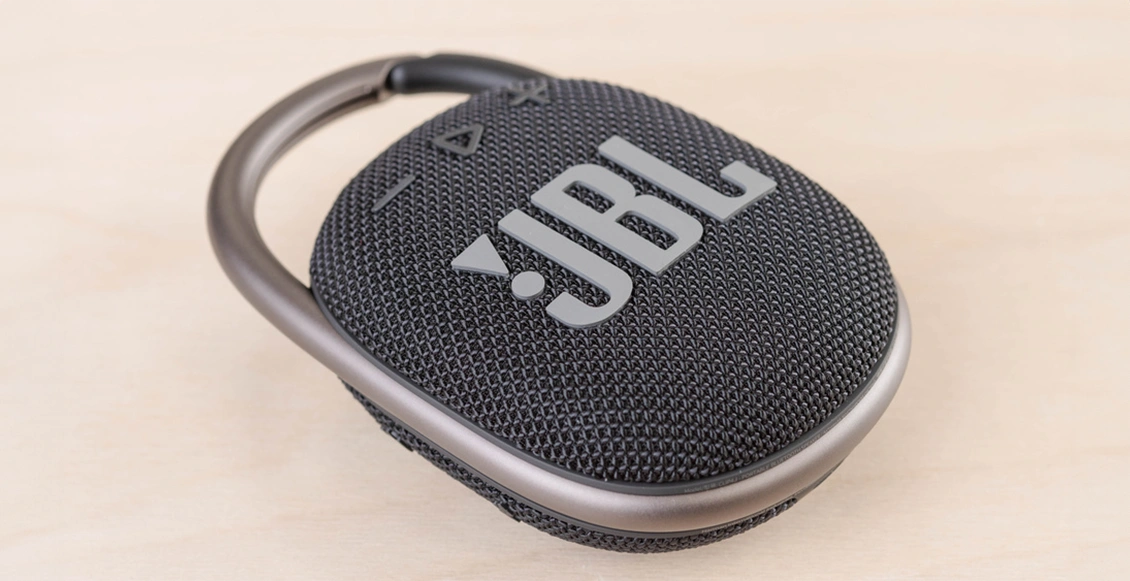 Портативная колонка JBL Clip 4 красный Портативная колонка JBL Clip 4 красный - 1
