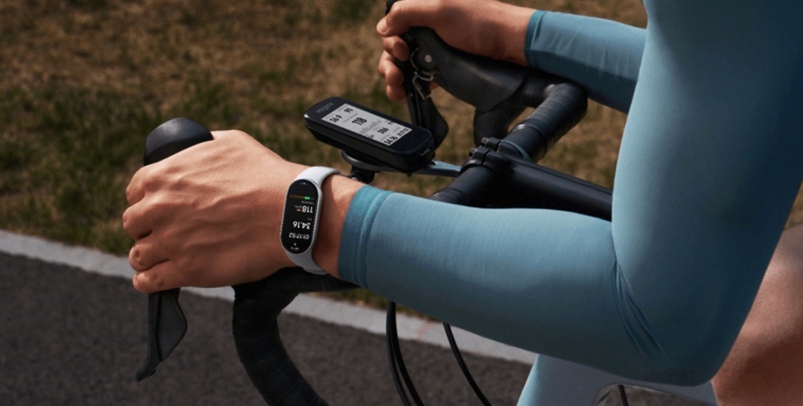 Фитнес-браслет Xiaomi Smart Band 10 серебристый Фитнес-браслет Xiaomi Smart Band 10 серебристый - 3