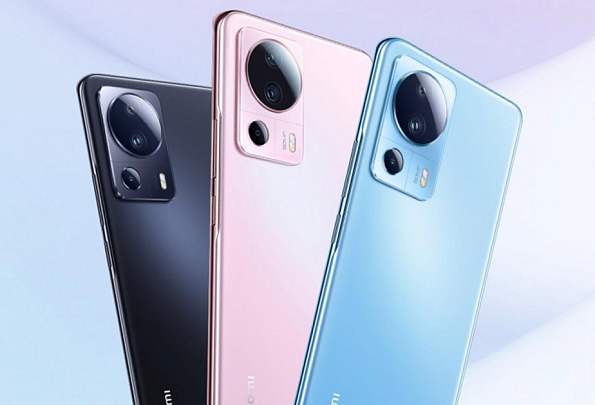 Обзор самого доступного смартфона из новой флагманской линейки Xiaomi